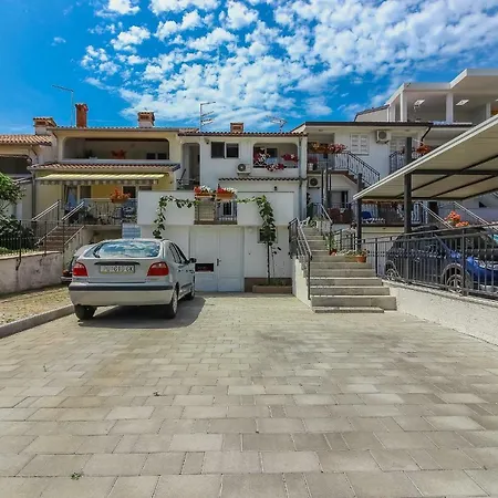 Radan - Near Brulo Beach * Porec